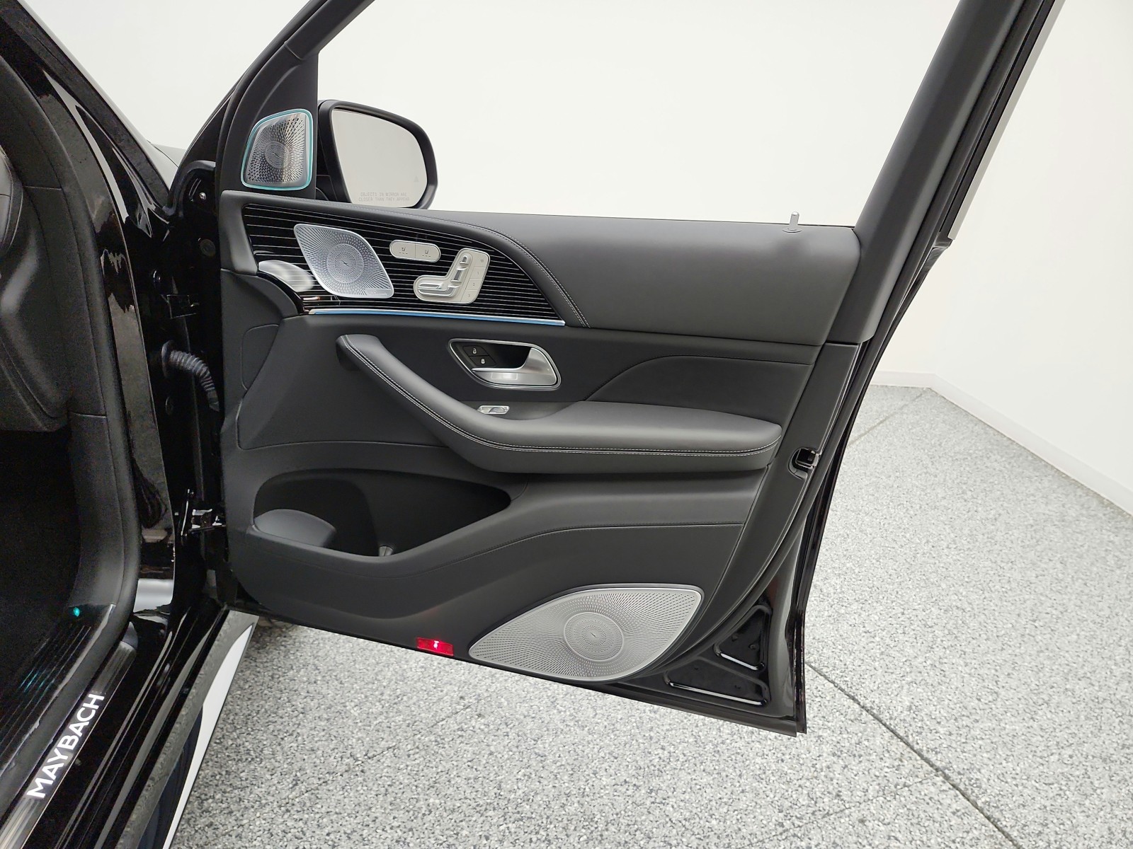 Certified Used 2021 Obsidian Black Metallic Mercedes-Benz Maybach GLS 600 4MATIC® SUV image 21