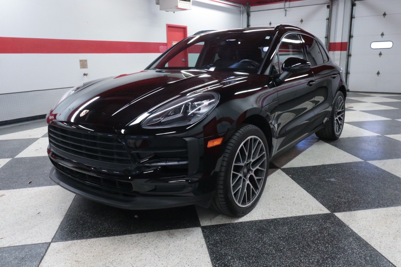 Used Car 2020 Porsche Macan  For Sale Under $35,000 In Austin, Texas
