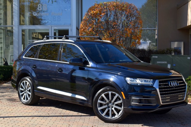 2018 Audi Q7 Premium Plus Pkg. Driver Assist Pkg. Heated/cooled Seats Vision Pkg. Ventilation Pkg. Rear Camera MSRP $70,125 2