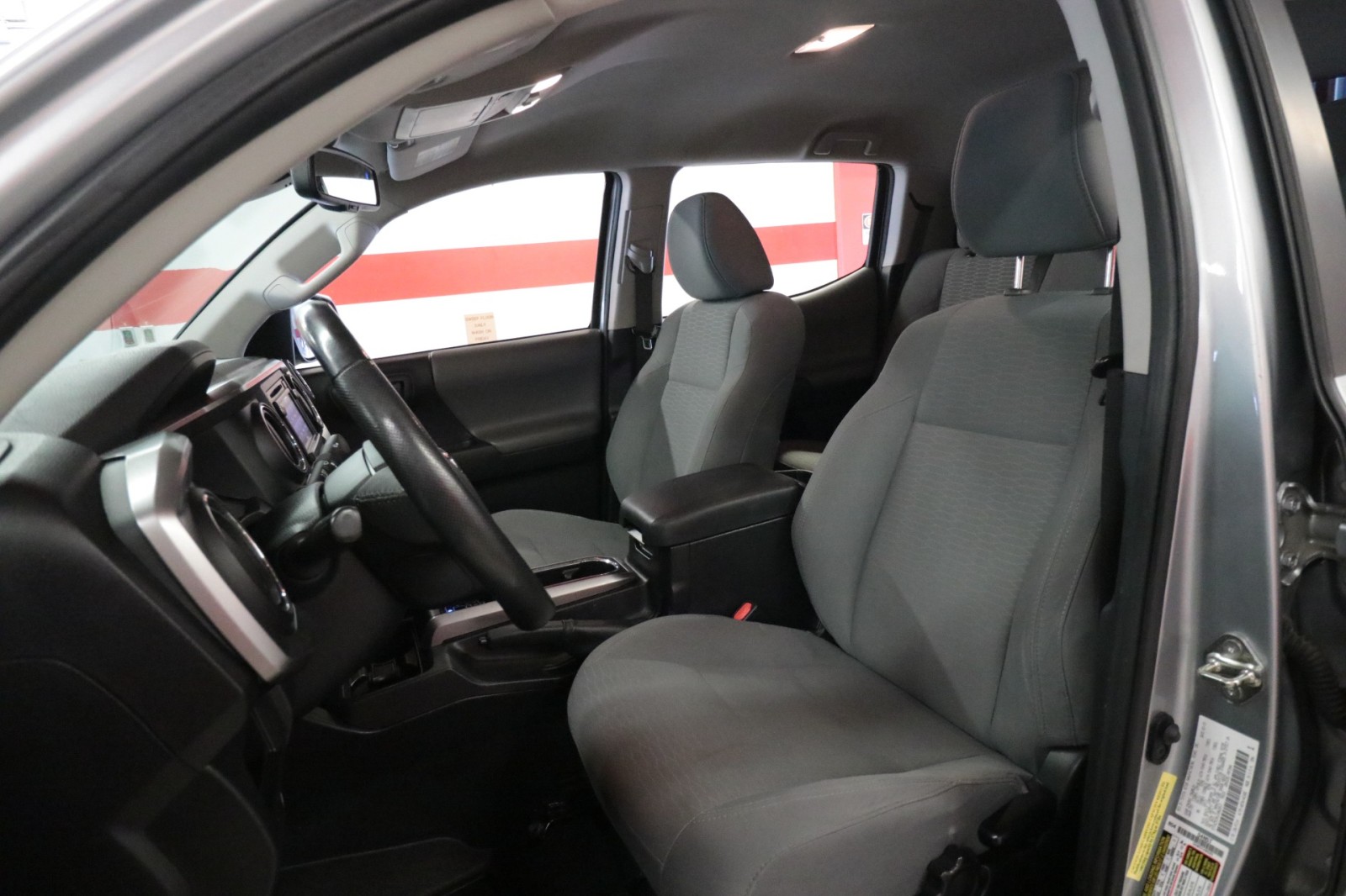 Used Car 2018 Toyota Tacoma  Sr5 For Sale Under $25,000 In Austin, Texas