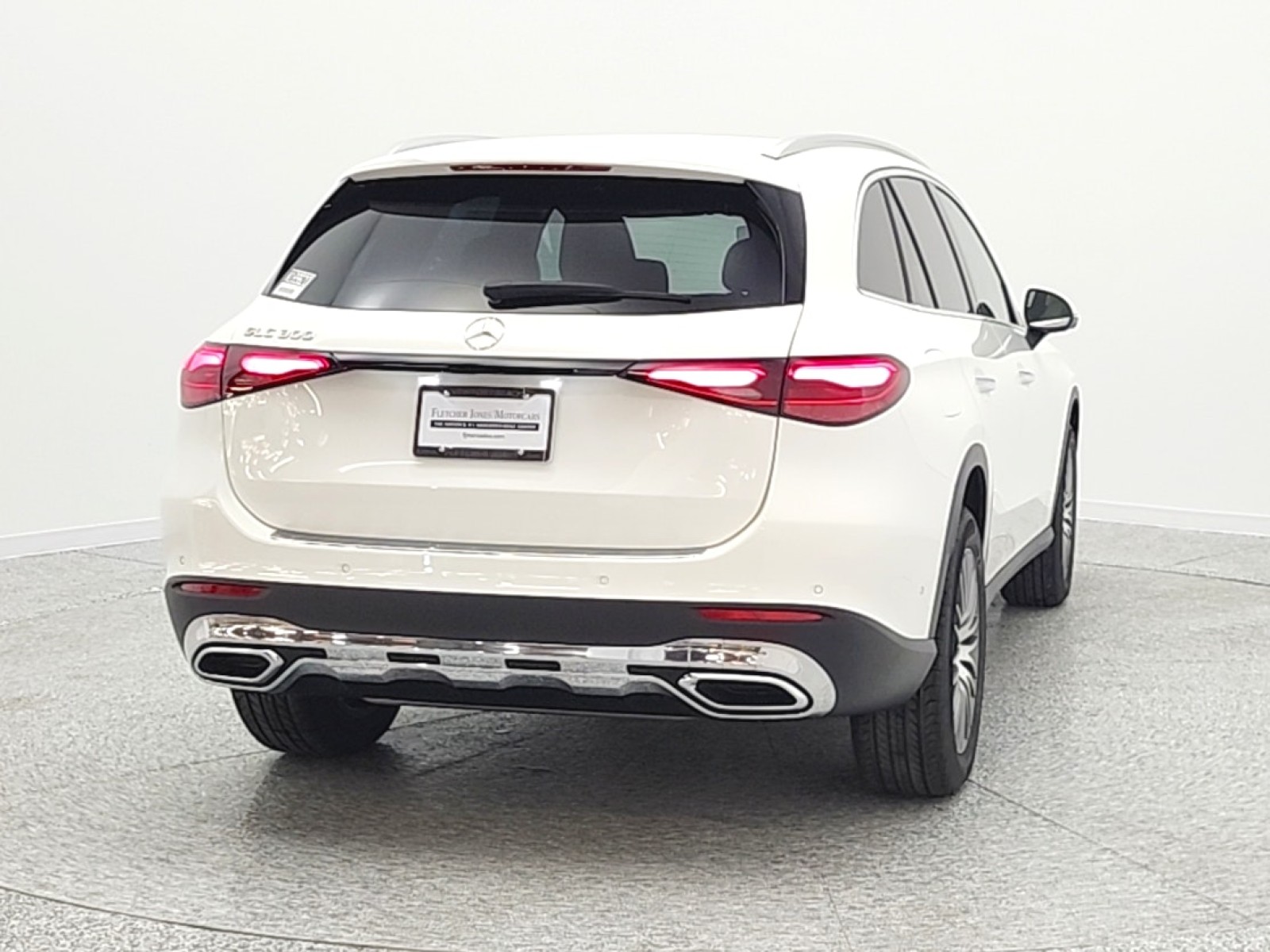 New 2026 Polar White Mercedes-Benz GLC 300 SUV image 6