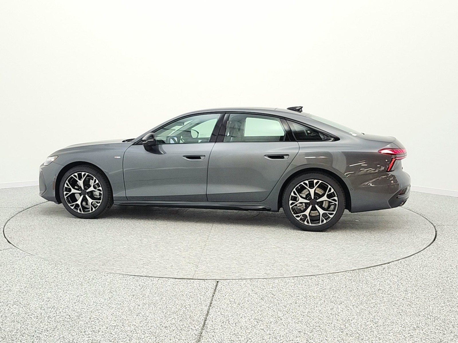 New 2026 Daytona Gray Pearl Effect Audi Premium Plus quattro image 8