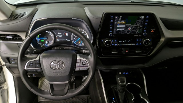 2022 Toyota Highlander Hybrid XLE 21