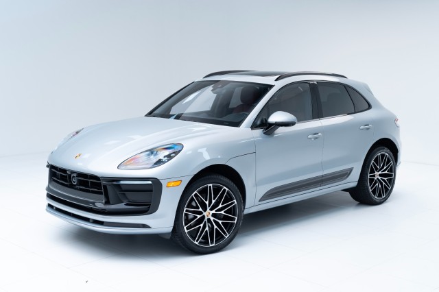 2024  Macan  in , 