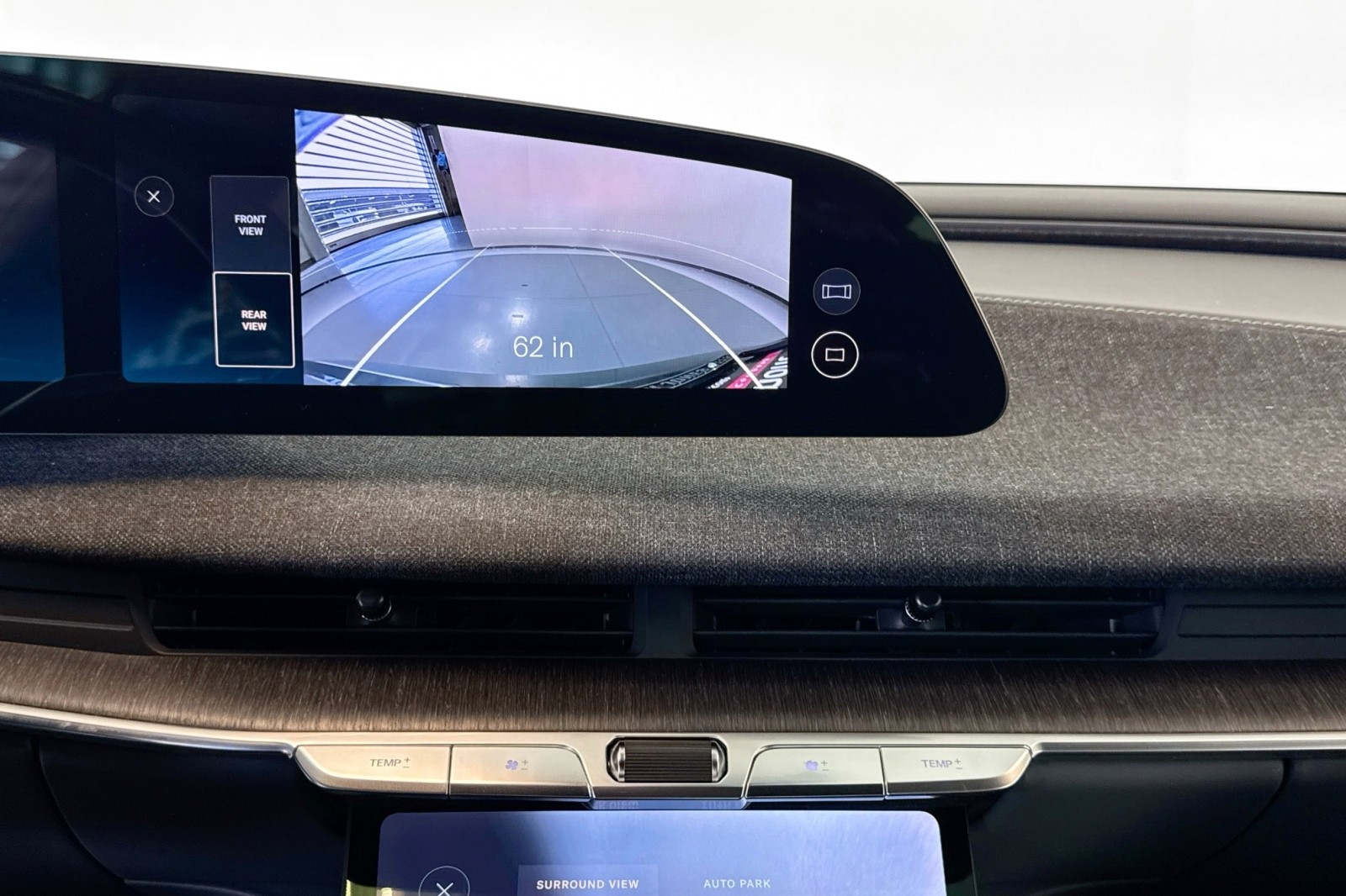 Used 2024 Quantum Grey Metallic Lucid Touring image 14