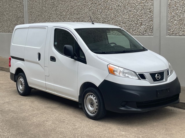 2016 Nissan NV200 S 8