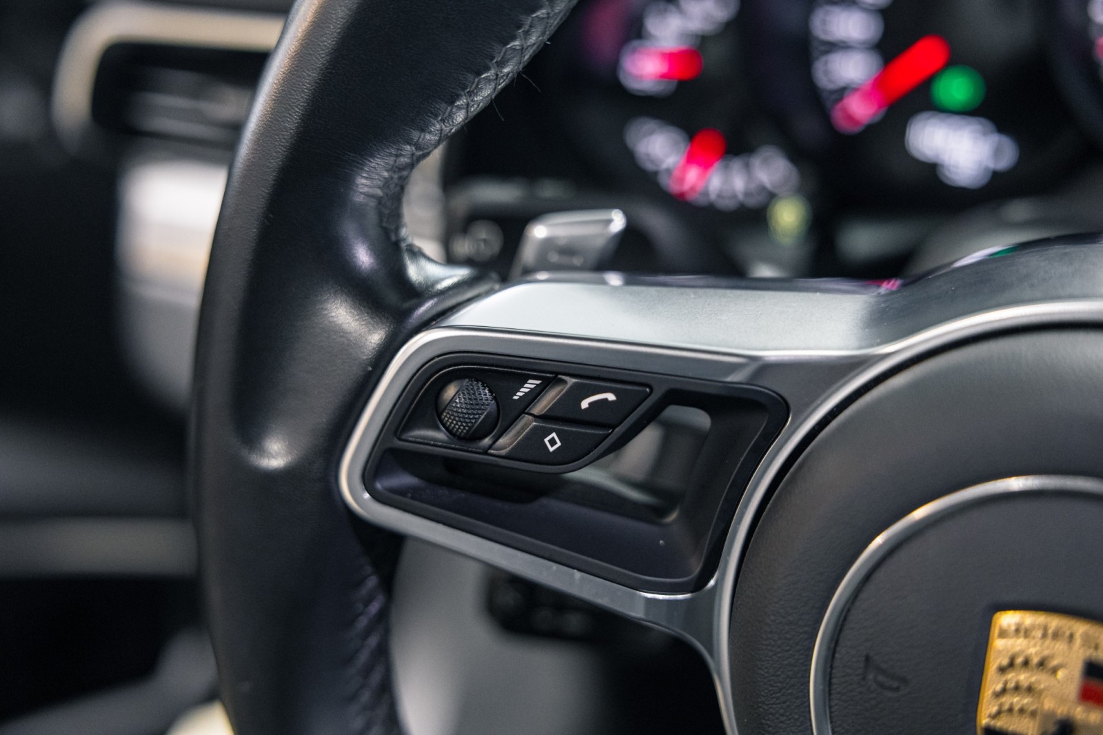 Used Car 2019 Porsche 911  Carrera S - Sport Chrono Package - Sport Exhaust - Bose Surround Sound For Sale Under $130,000 In Boerne, Texas