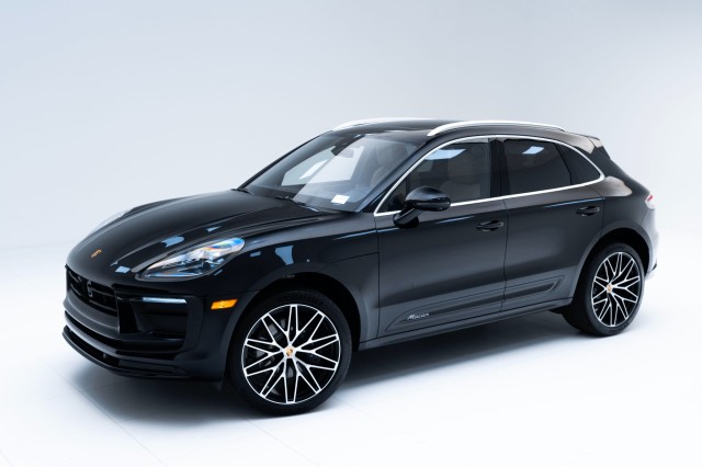 2025  Macan  in , 