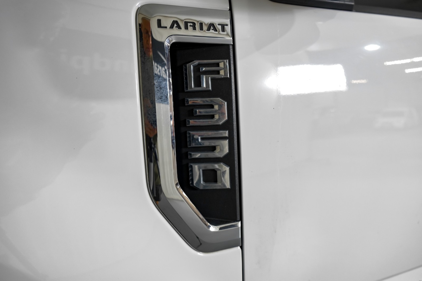 2022 Ford F-350 Lariat 40