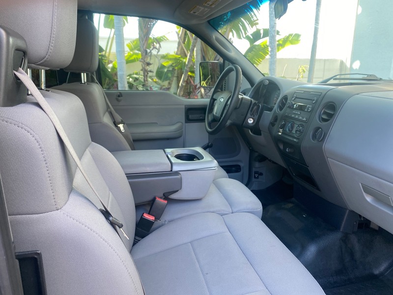 2006 Ford F-150 STX 4 DOOR LOW MILES 92,223 in ,