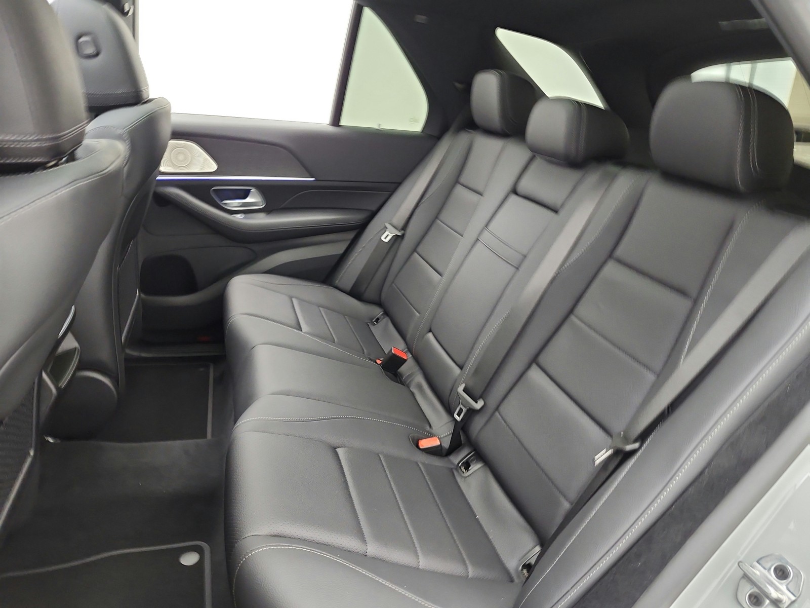 New 2026 MANUFAKTUR Alpine Grey Mercedes-Benz GLE 350 image 11