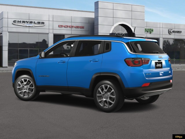 2024 Jeep Compass Latitude Lux 4