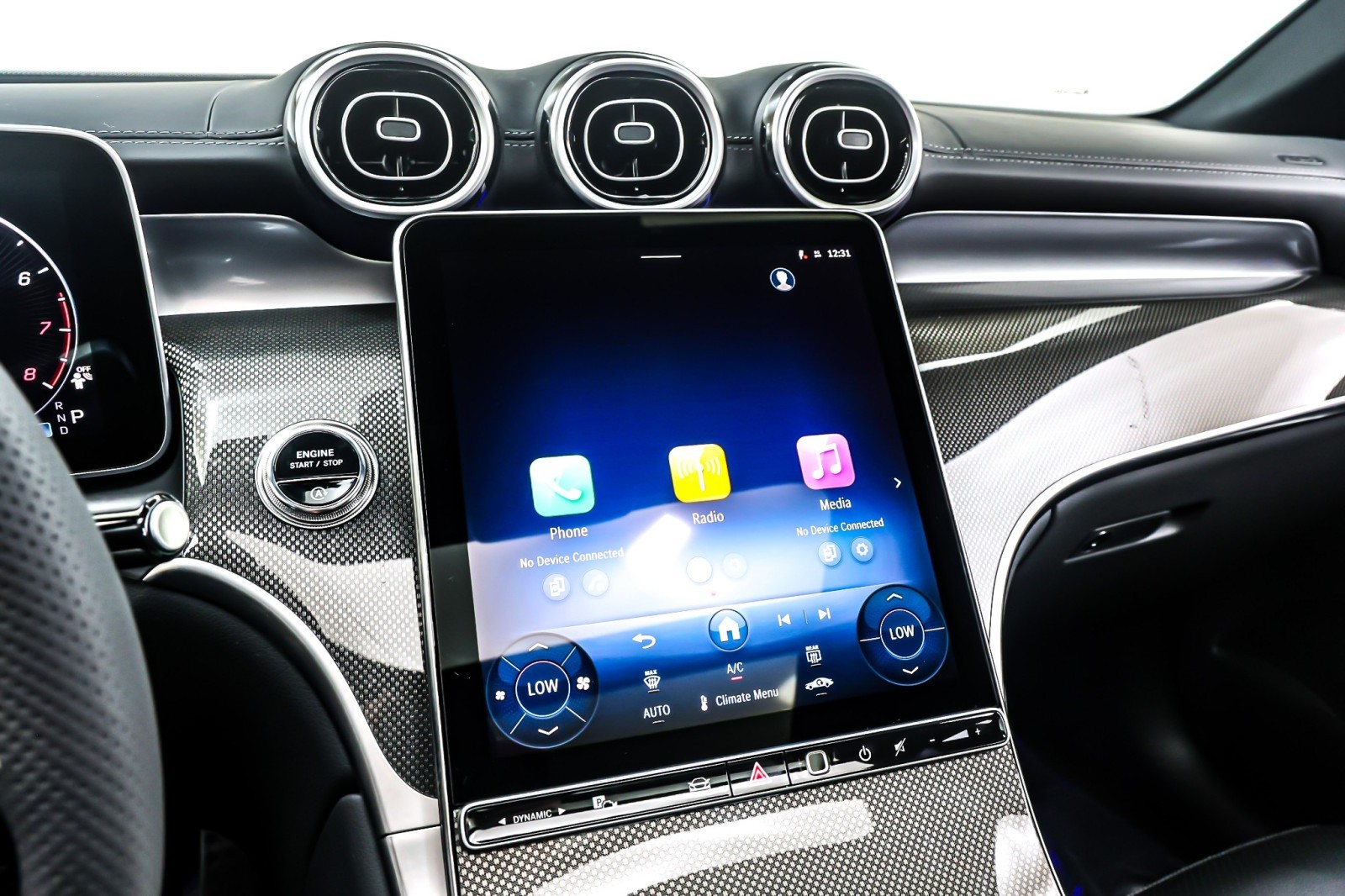 New 2026 Graphite Grey Metallic Mercedes-Benz GLC 300 SUV image 6