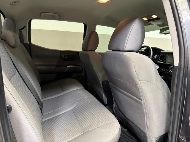 2022 Toyota Tacoma 4WD SR5 4WD V6 in , 