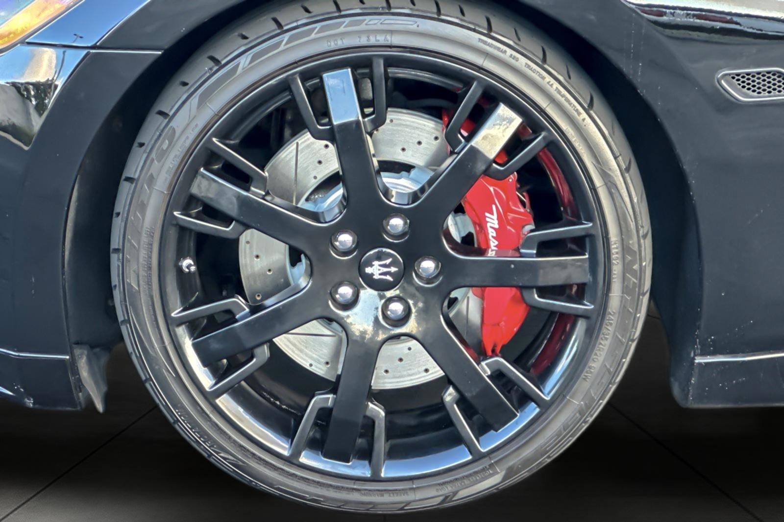 Used 2012 BLACK Maserati S image 23