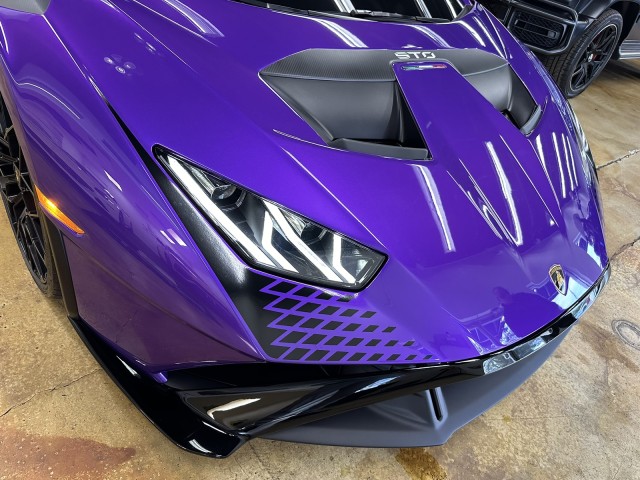 2023 Lamborghini Huracan STO  2