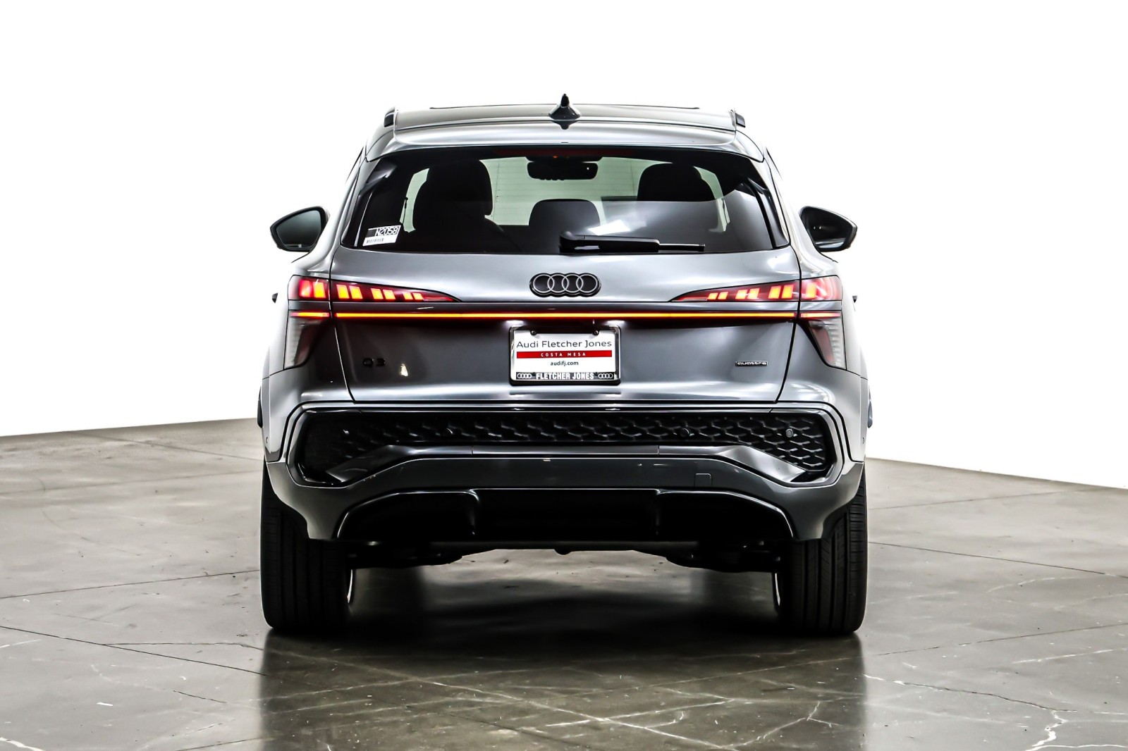 New 2026 Daytona Gray Pearl Effect Audi S line quattro image 3