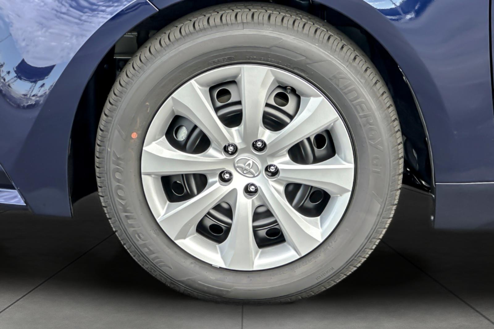 2026 Toyota Corolla LE photo 23