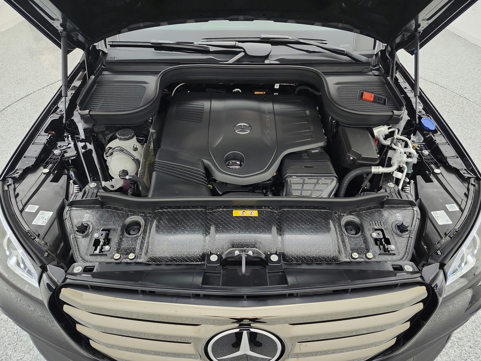 New 2026 Obsidian Black Metallic Mercedes-Benz GLS 450 4MATIC® SUV image 12