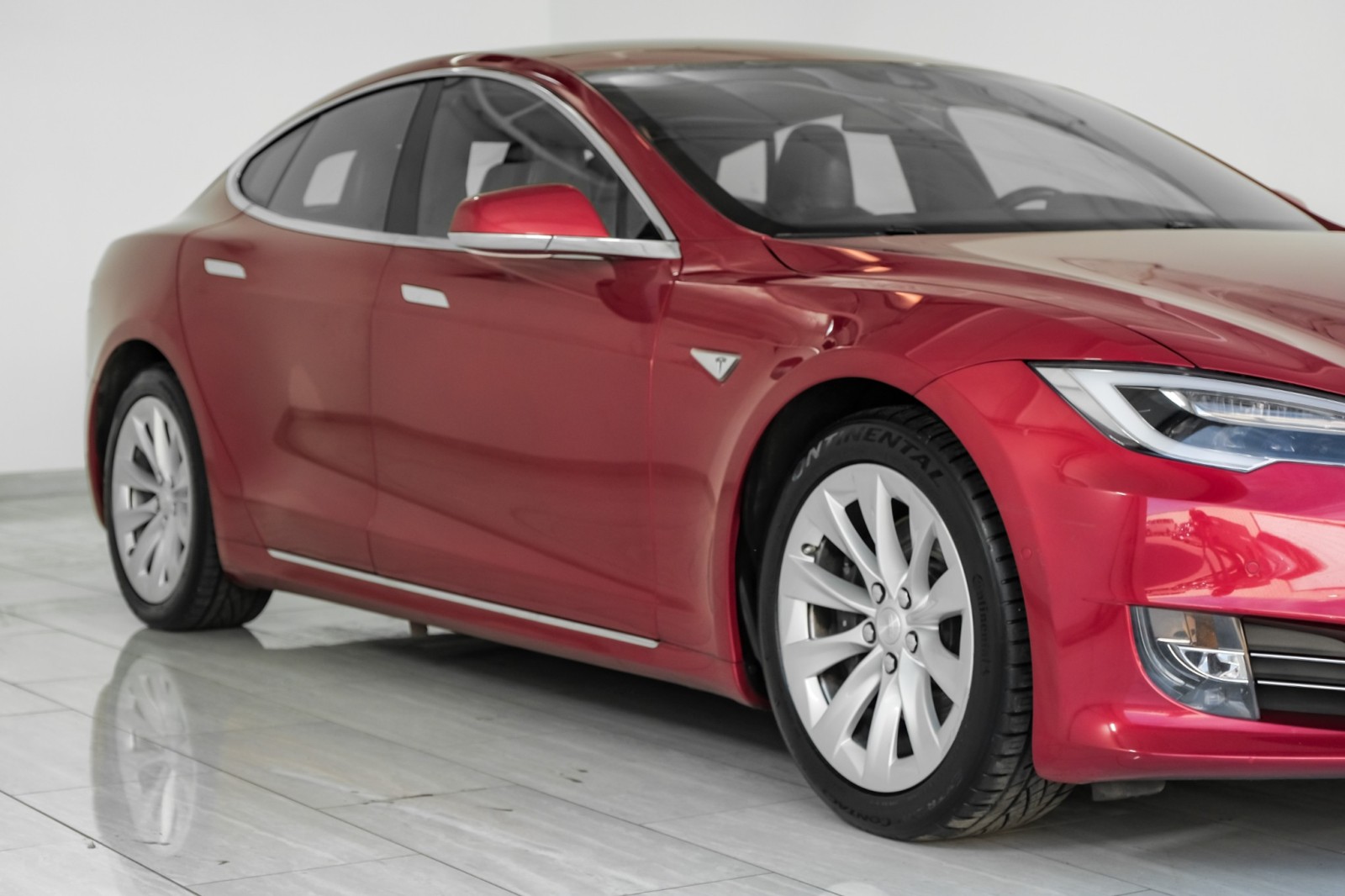 2016 Tesla Model S 60 NAVIGATION LEATHER HEATED SEATS REAR CAMERA KEY 5