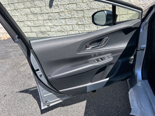 ToyotaPrius Plug-In Hybrid11