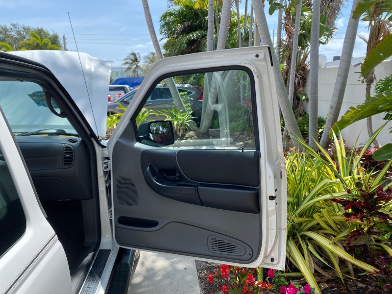 2011 Ford Ranger XLT LOW MILES 44,686 in ,