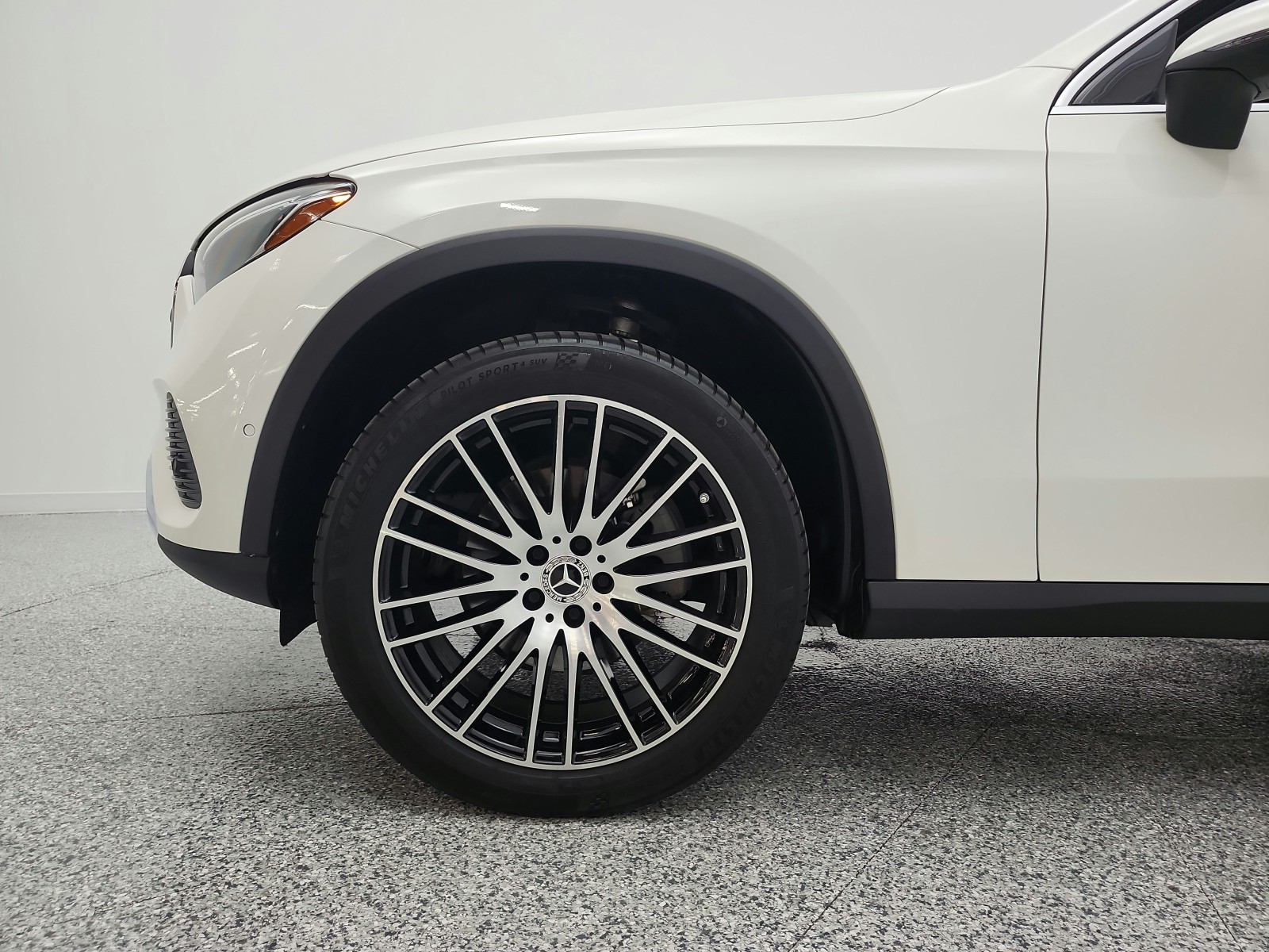 Certified Used 2023 Polar White Mercedes-Benz GLC 300 4MATIC® SUV image 37