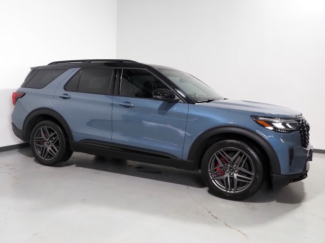 2025 Ford Explorer ST AWD