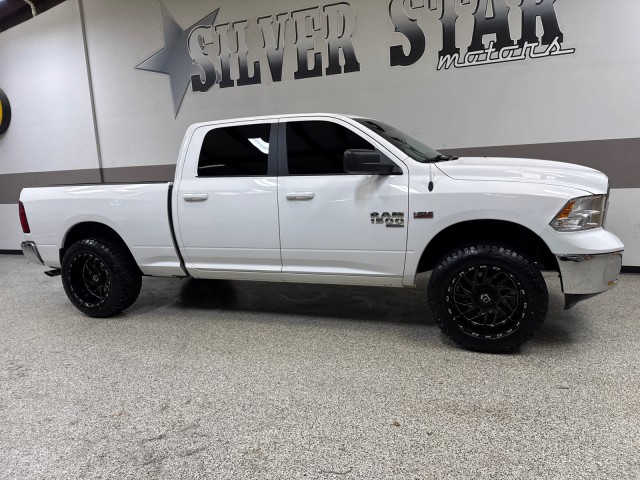2020 Ram 1500 Classic SLT 4WD 5.7L-V8 in ,