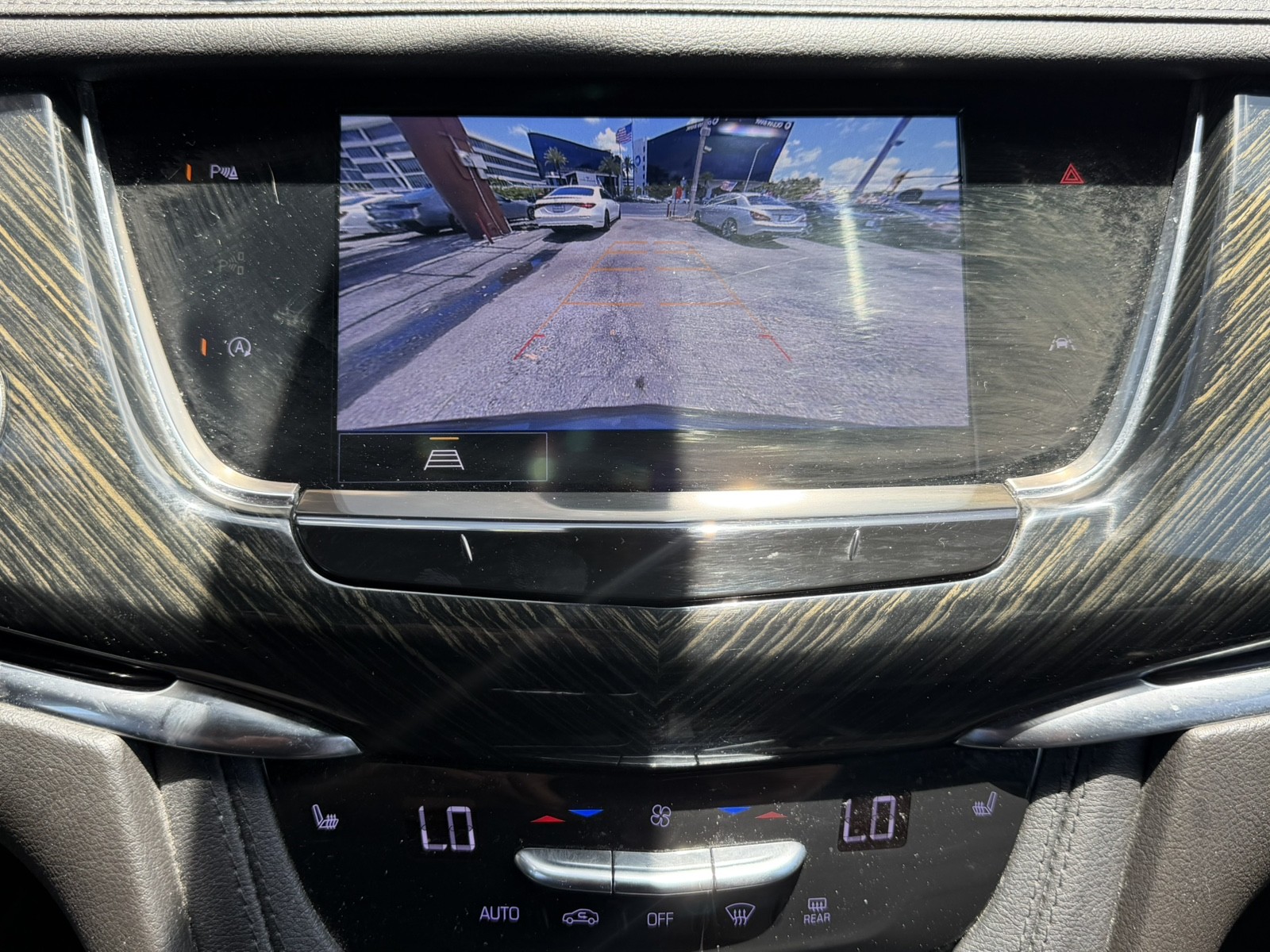 2022 Cadillac XT6 - $25,988