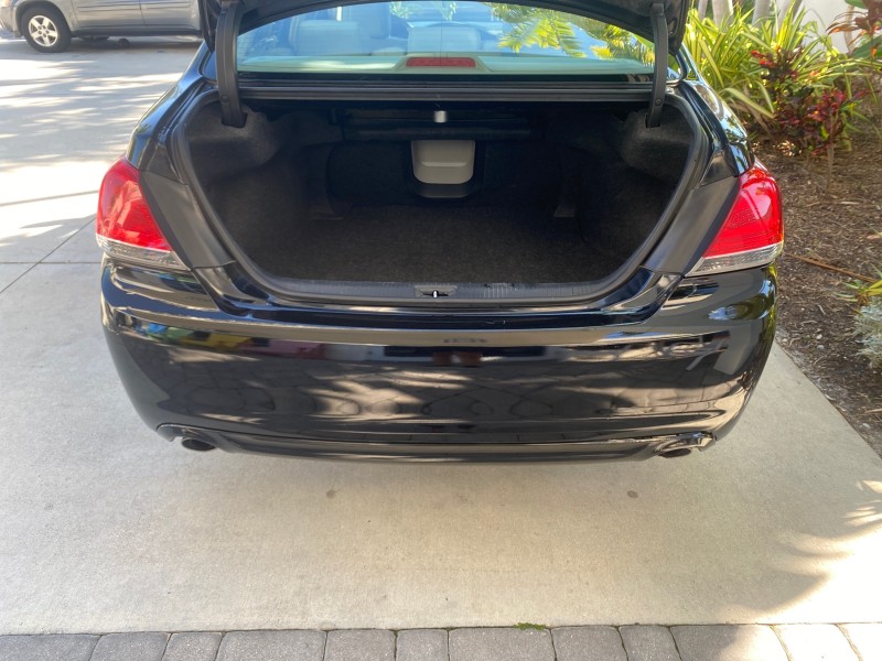 2011 Toyota Avalon Limited LOW MILES 80,879 in ,