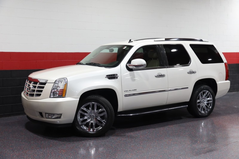 2011 Cadillac Escalade AWD 4dr Suv in , 