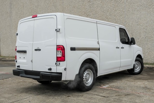 2021 Nissan NV Cargo S 10