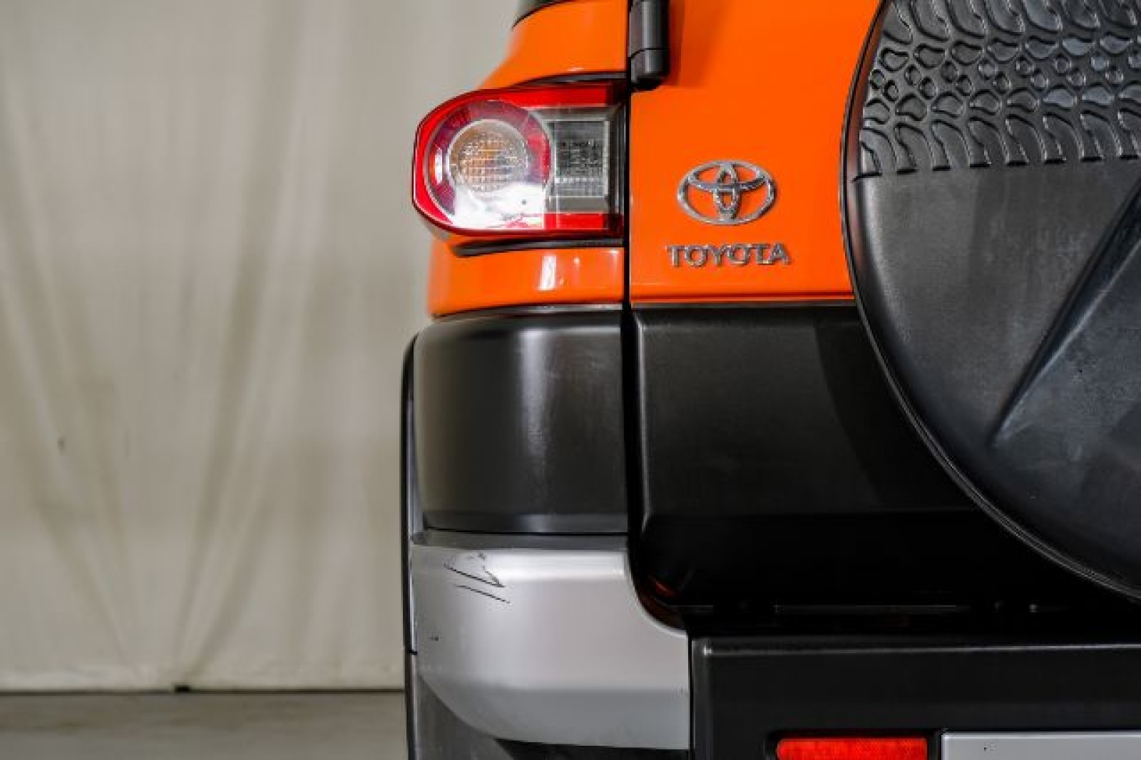2013 Toyota FJ Cruiser  36