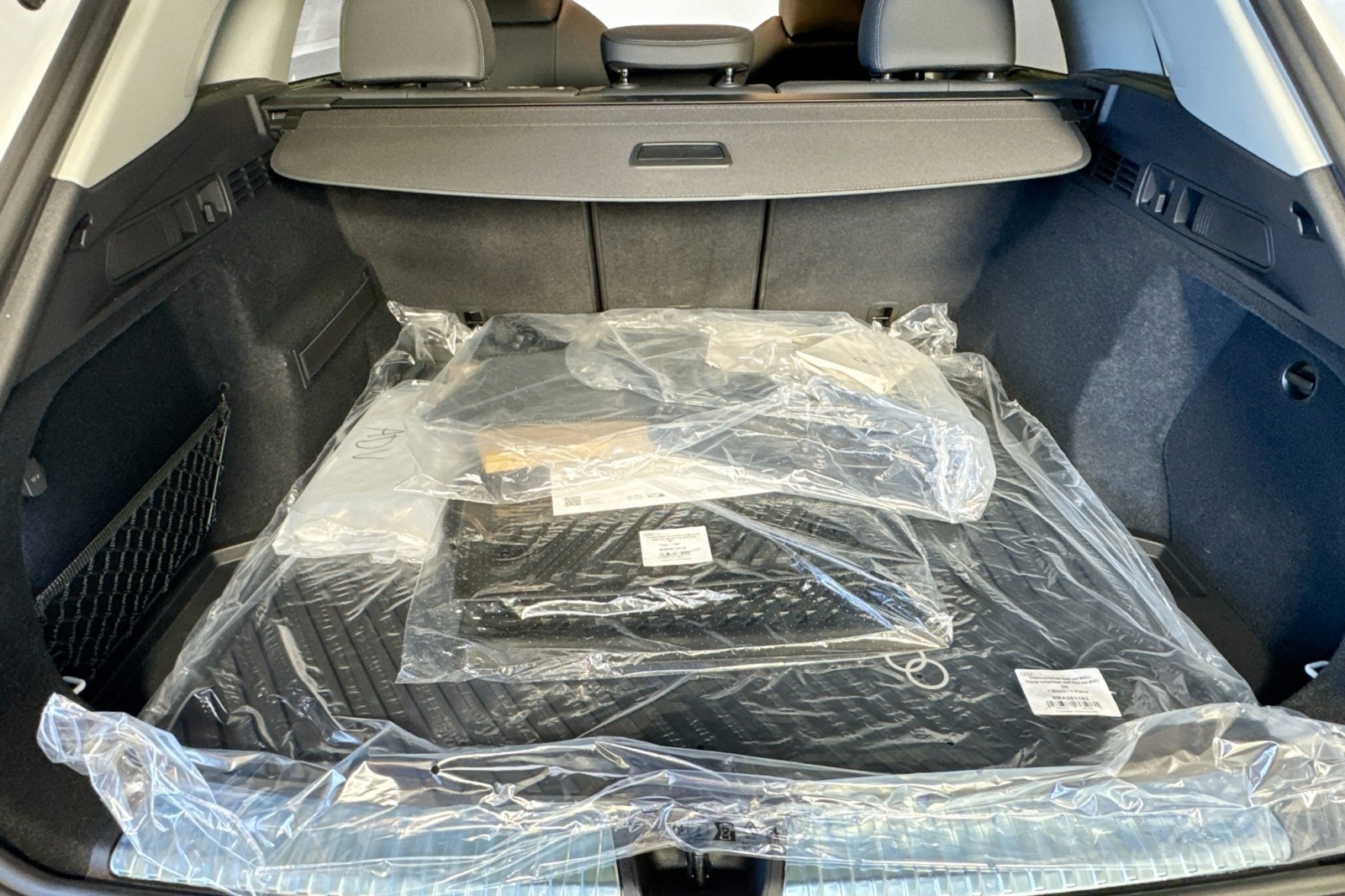 New 2025 Glacier White Metallic Audi Premium Plus 2.0 TFSI quattro image 26