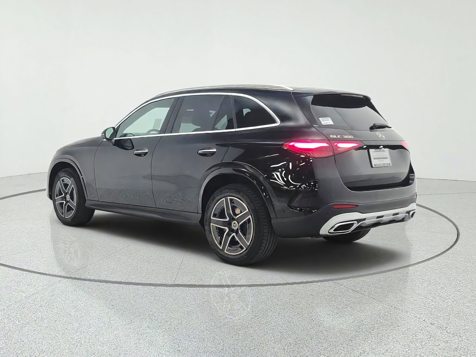 New 2027 Black Mercedes-Benz GLC 300 SUV image 7