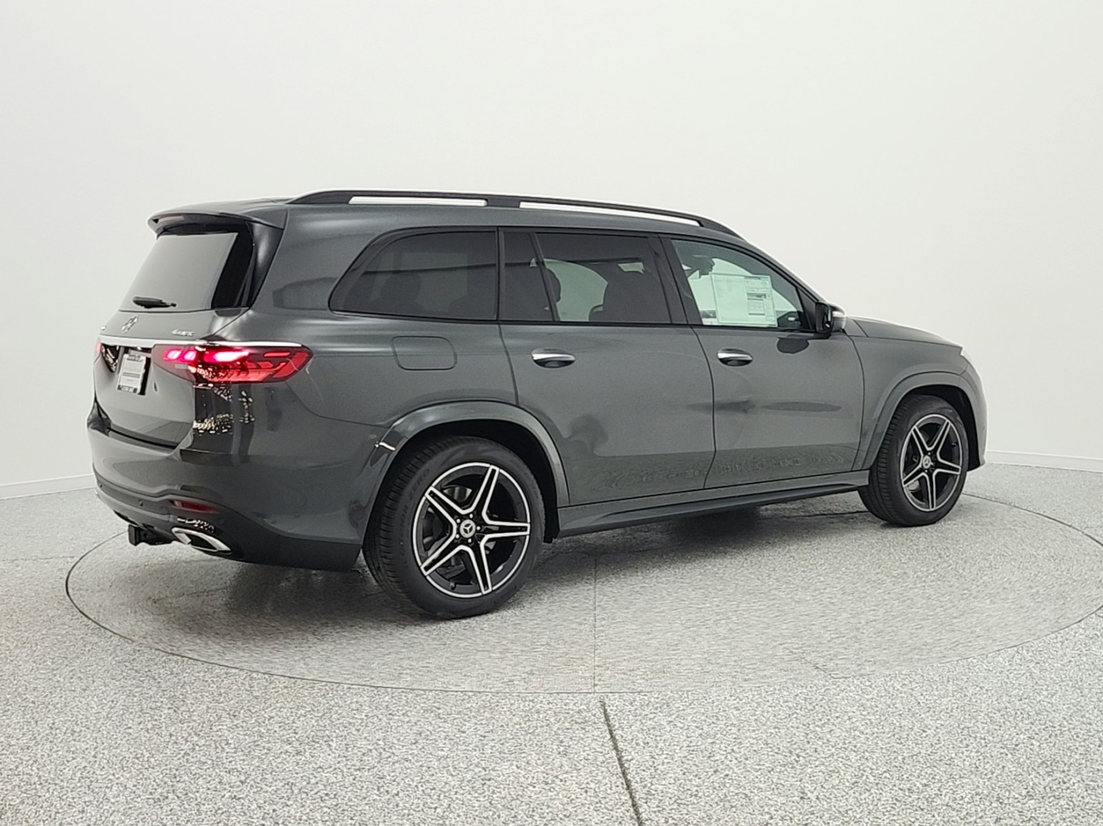 New 2026 MANUFAKTUR Signature Silicon Grey Mercedes-Benz GLS 450 image 5