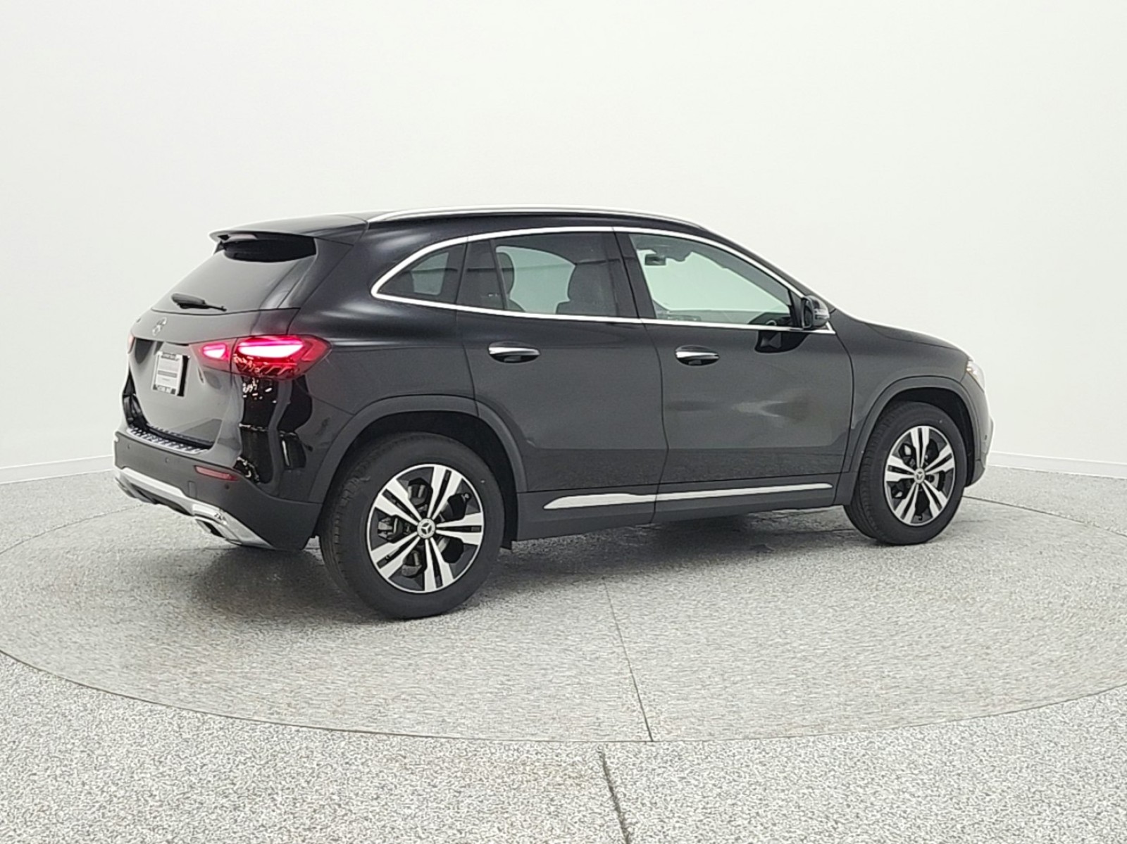 New 2026 Night Black Mercedes-Benz GLA 250 image 5