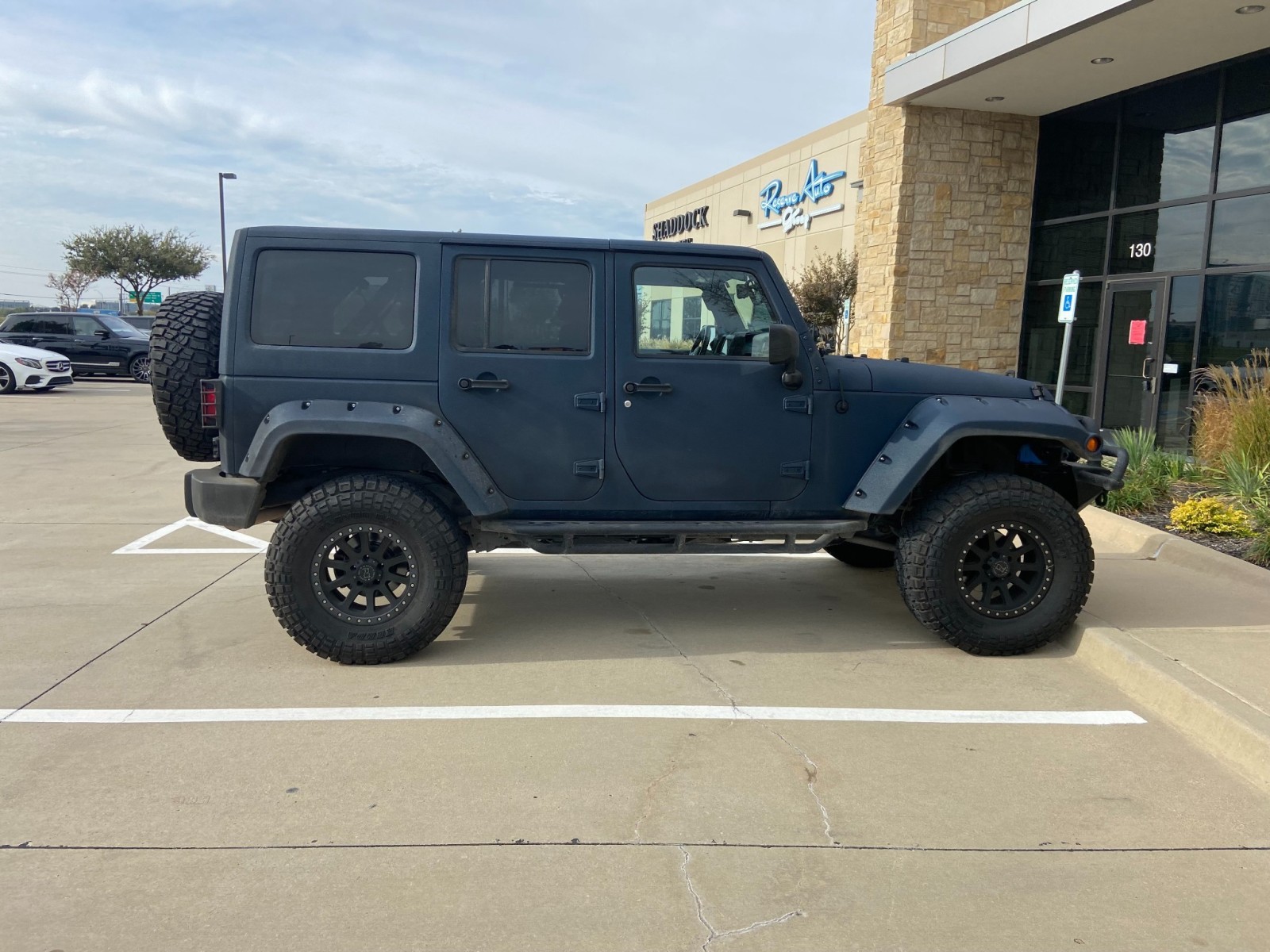 2015 Jeep Wrangler Unlimited 4WD Sport 24SPkg KevlarCoating FULLCUSTOM Lifted Winch BentleyLthr 2