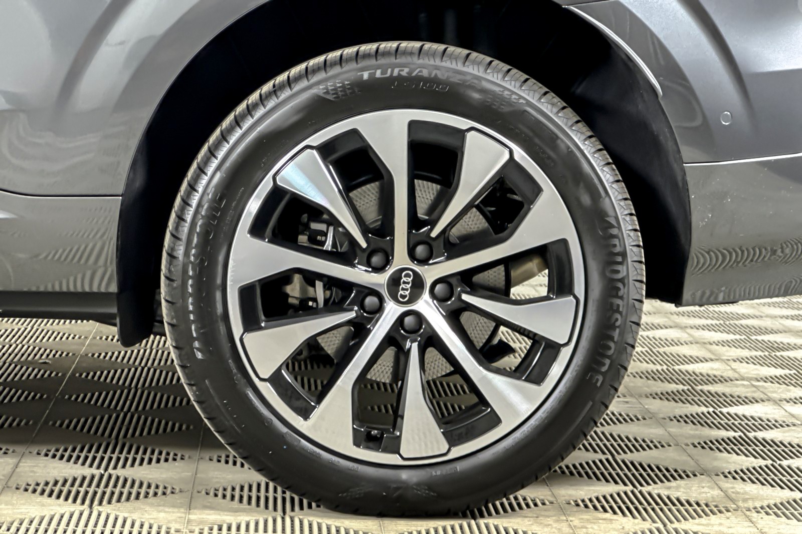 New 2026 Daytona Gray Pearl Effect Audi S line quattro image 23
