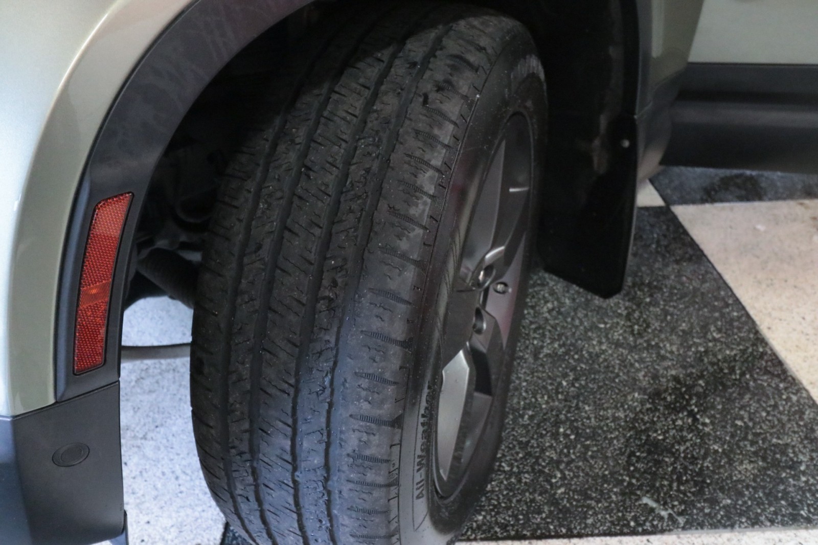 Used Car 2020 Land Rover Defender  Se For Sale Under $40,000 In Austin, Texas