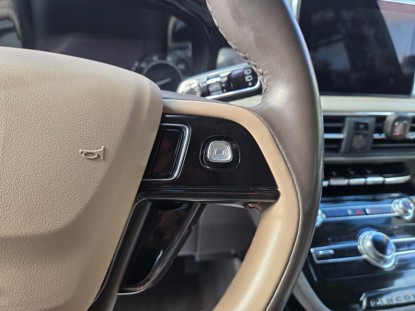 2021 Lincoln Corsair - $16,477