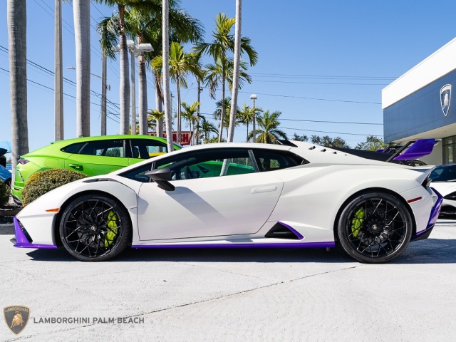 Lamborghini Huracan STO