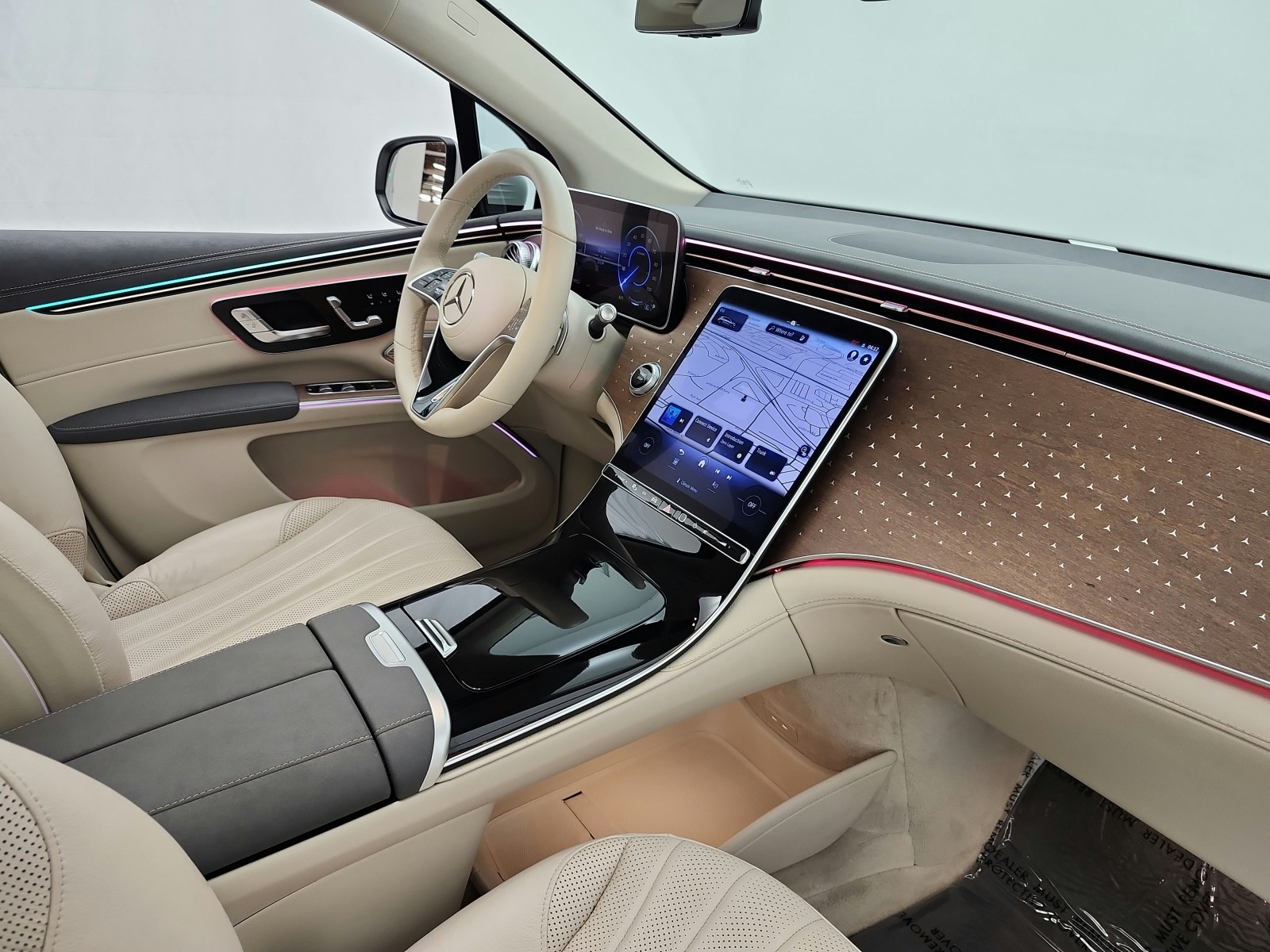 Certified Used 2023 MANUFAKTUR Diamond White Mercedes-Benz EQS 450+ SUV image 24