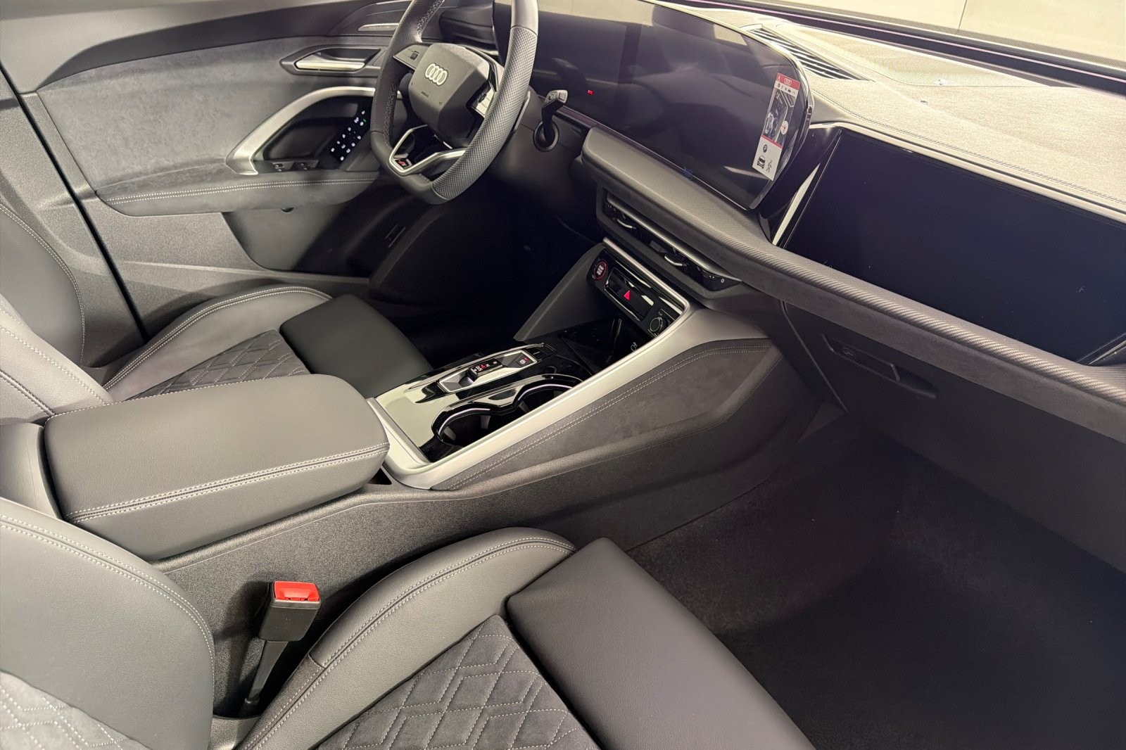 New 2026 Mythos Black Metallic Audi Premium Plus 3.0 TFSI quattro image 15
