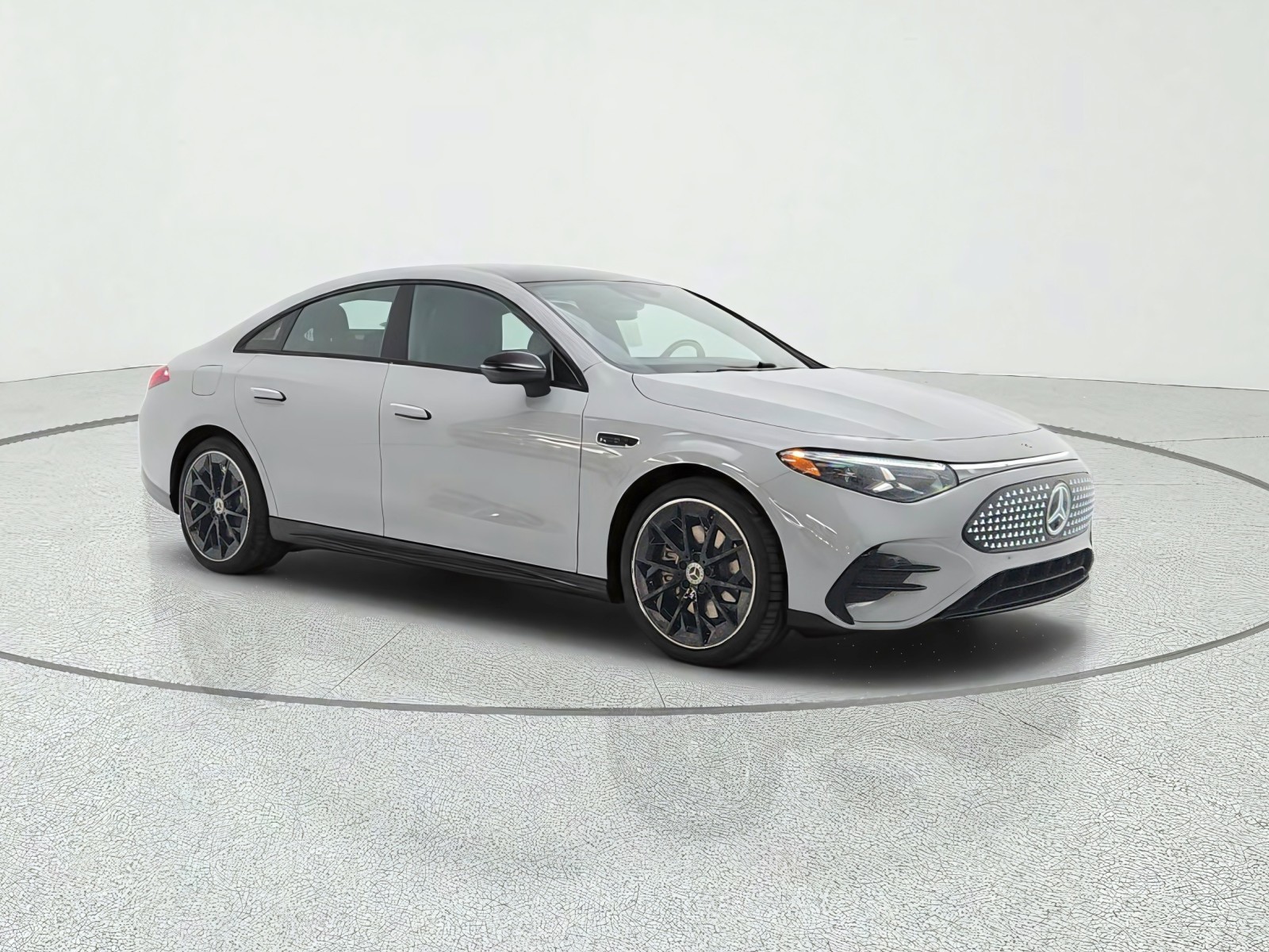 New 2027 MANUFAKTUR Alpine Grey Mercedes-Benz CLA 250+ Electric RWD image 3
