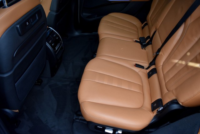 2021 BMW X7 M Sport Executive Pkg. Luxury Seating Pano Moonroo 38