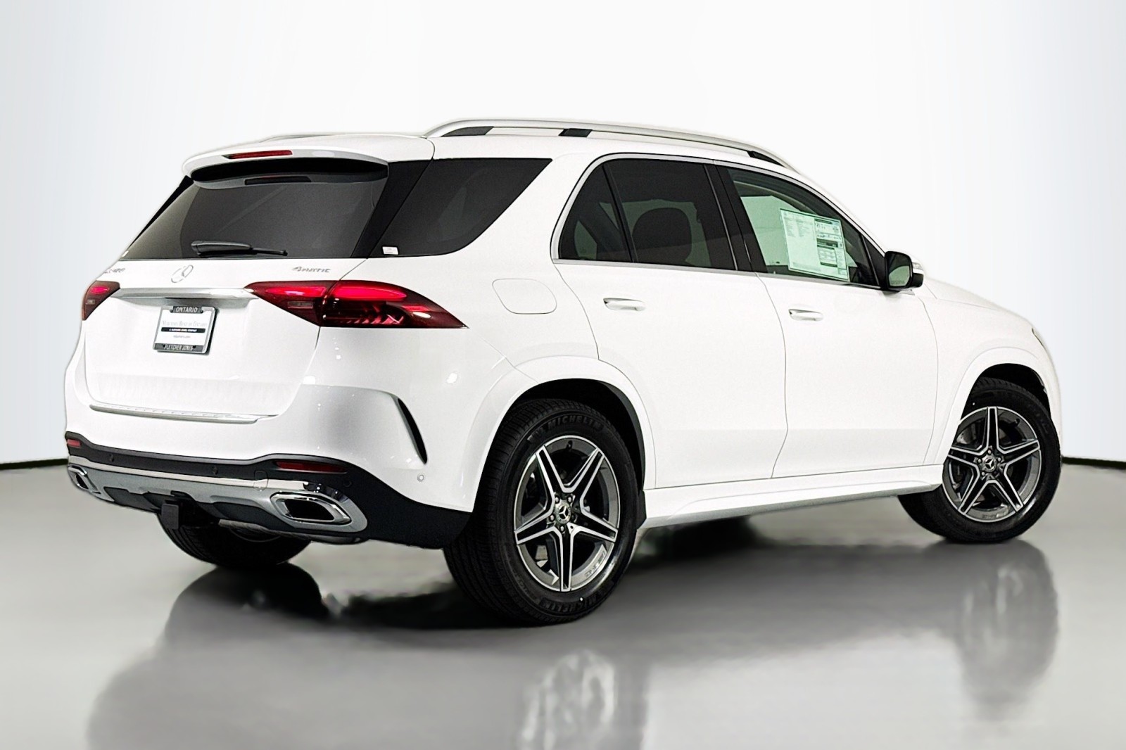 New 2026 Polar White Mercedes-Benz GLE 450 4MATIC® SUV image 11