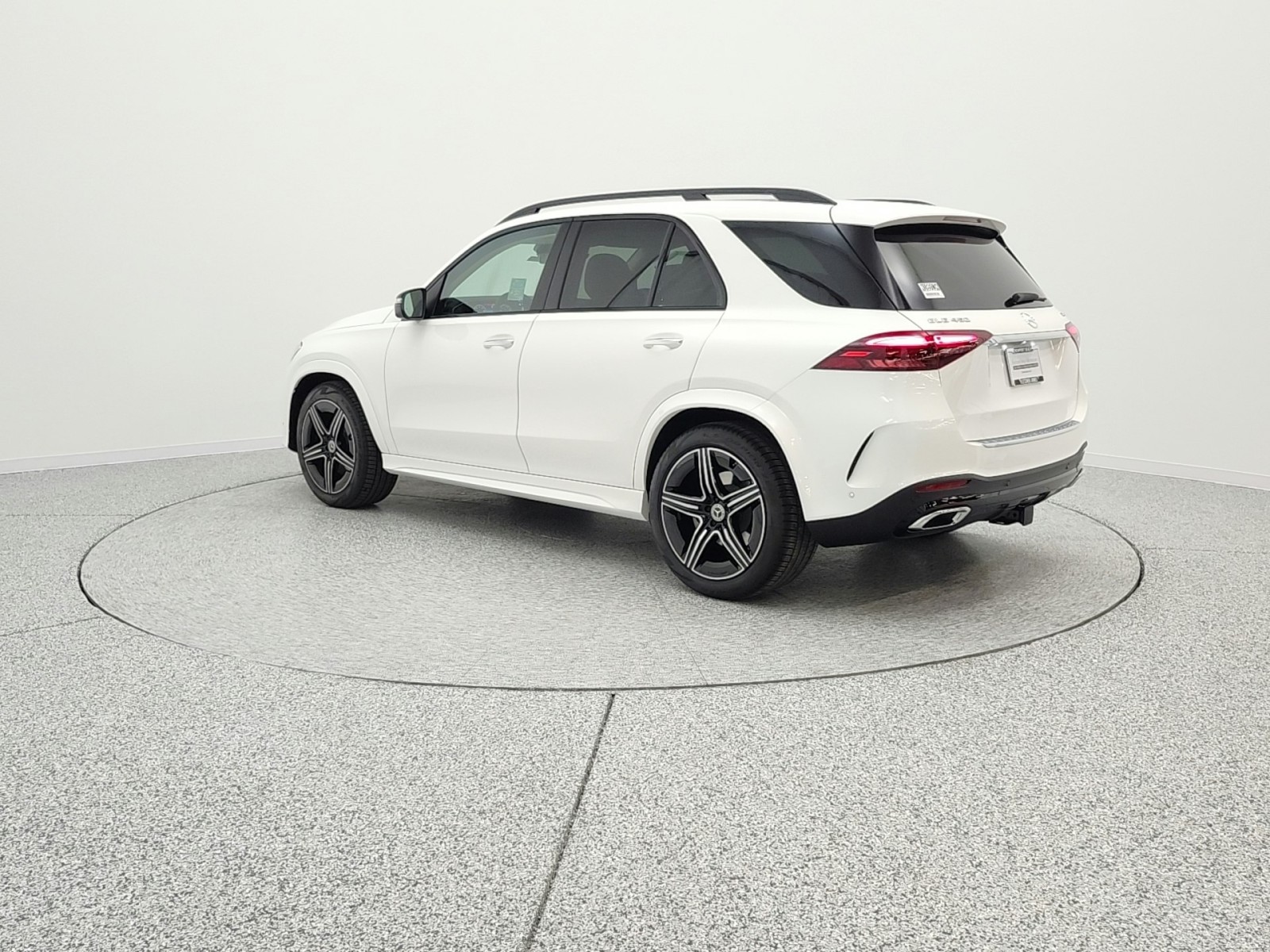 New 2026 Polar White Mercedes-Benz GLE 450 image 7