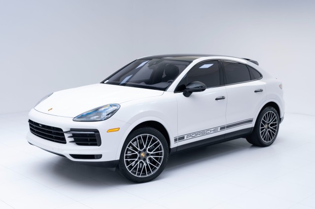 2021  Cayenne Coupe in , 